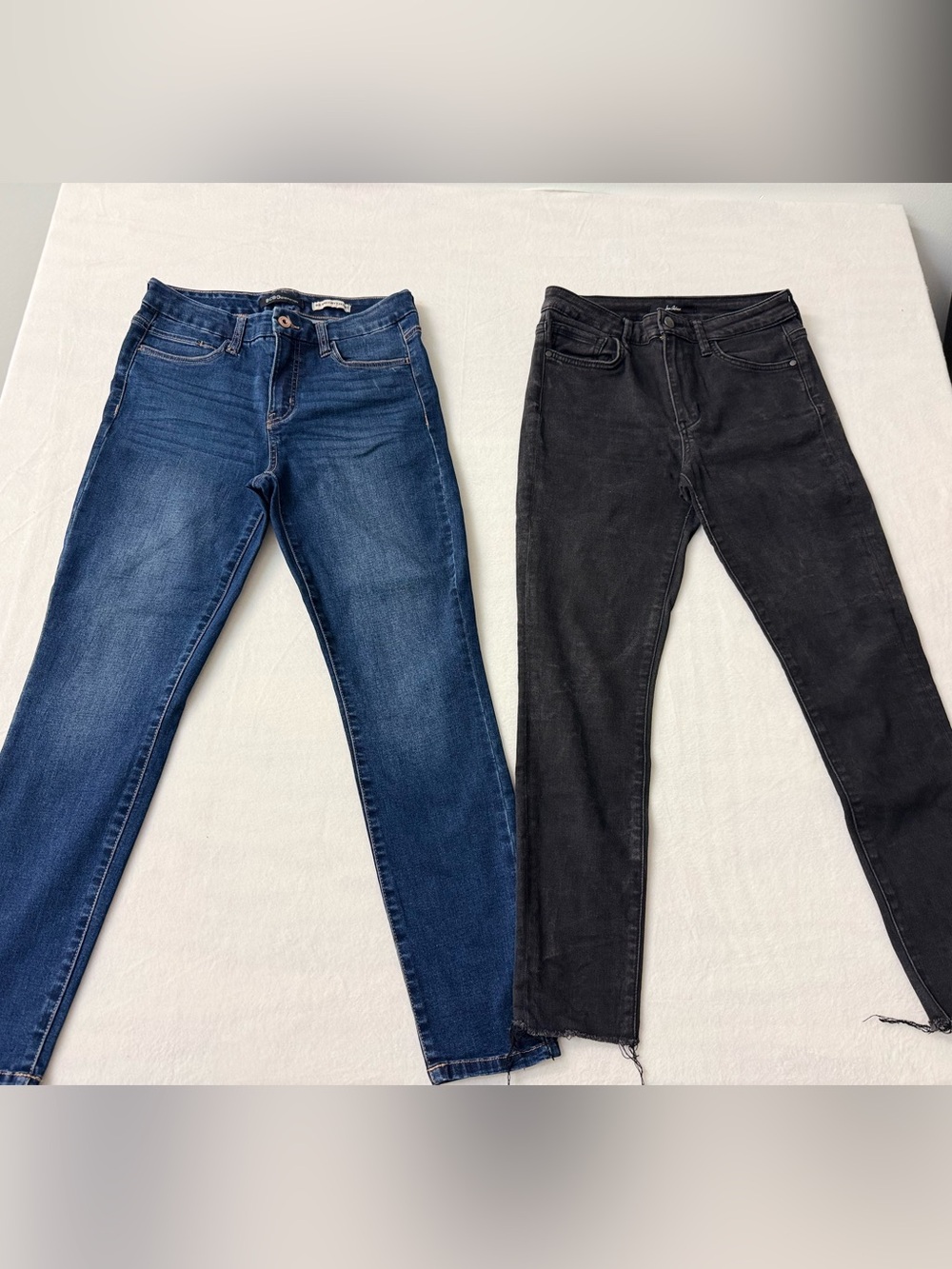Women's Jeans Lot 2 Pairs: BCBGeneration & Sam Edelman The Stiletto Skinny 7/28